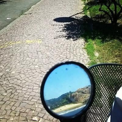 Praia no espelho — fotografia de Bianca Jahel