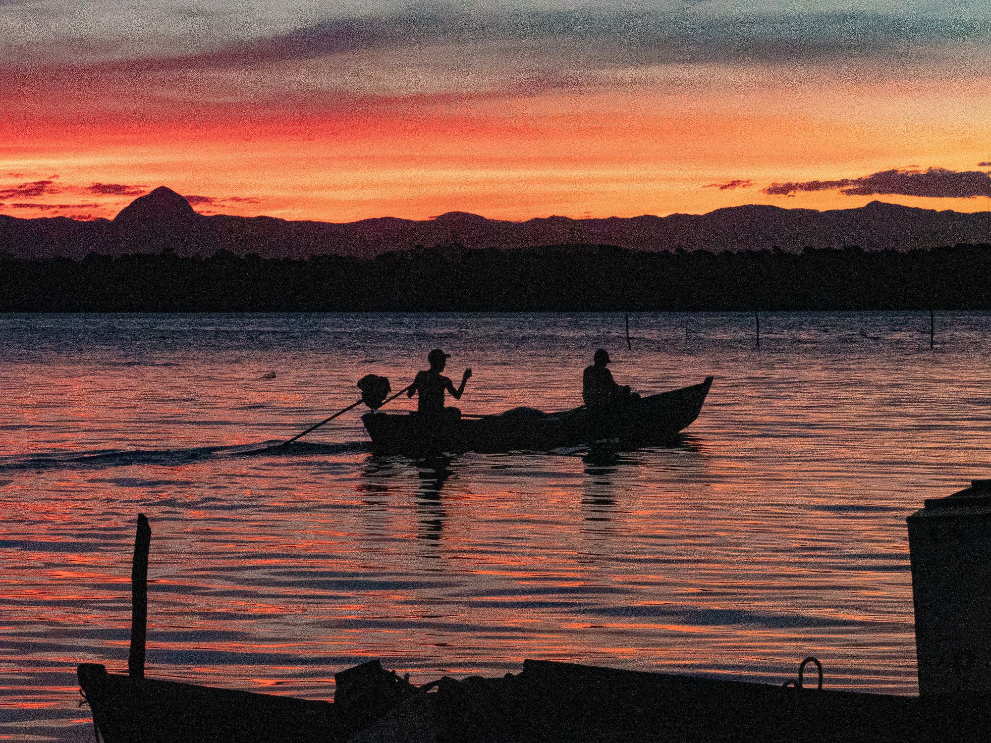 Hora da chegada dos pescadores